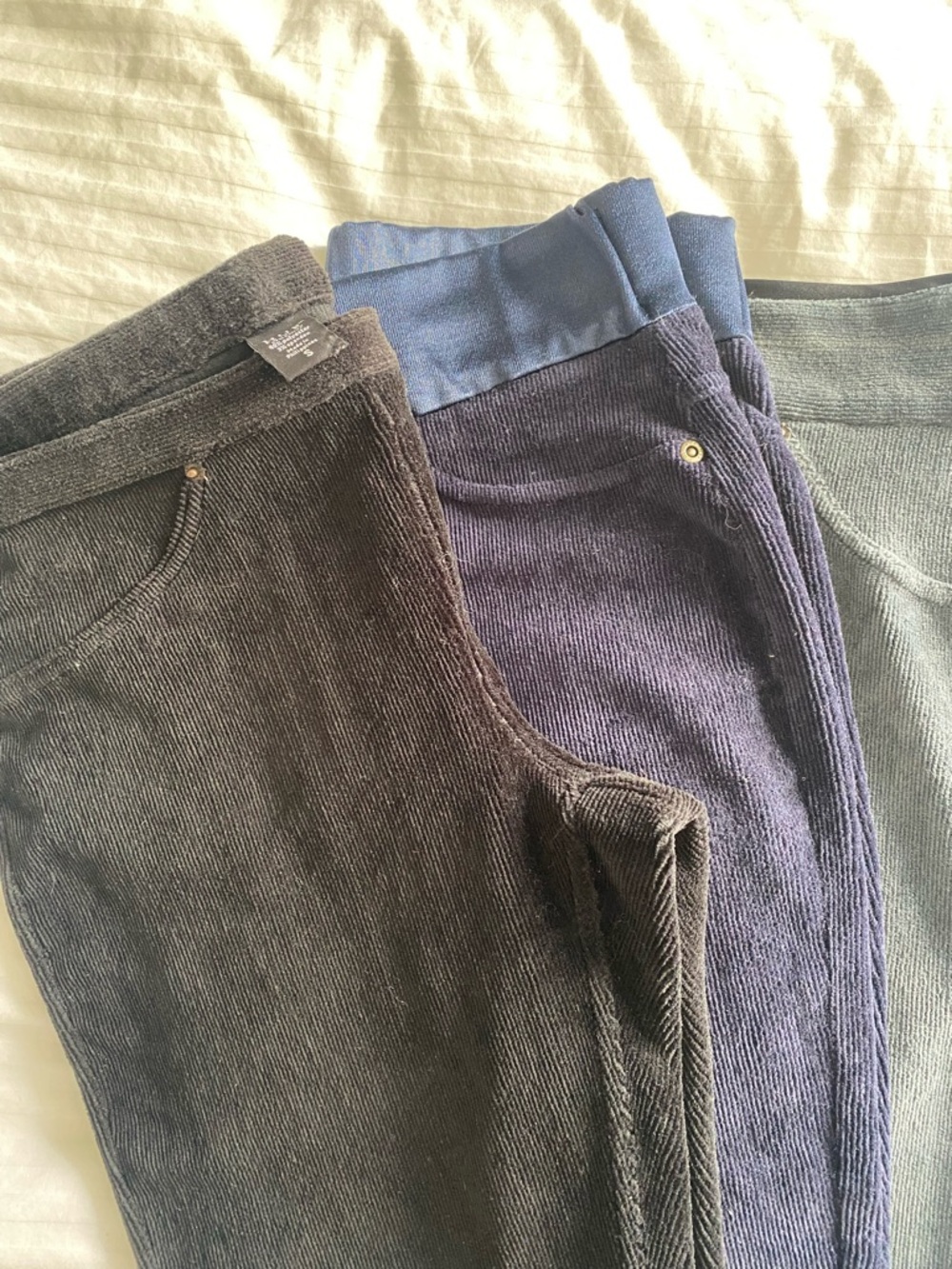 Women’s Capsule Wardrobe/ Bundle: navy, black, cream - Picture 5 of 7